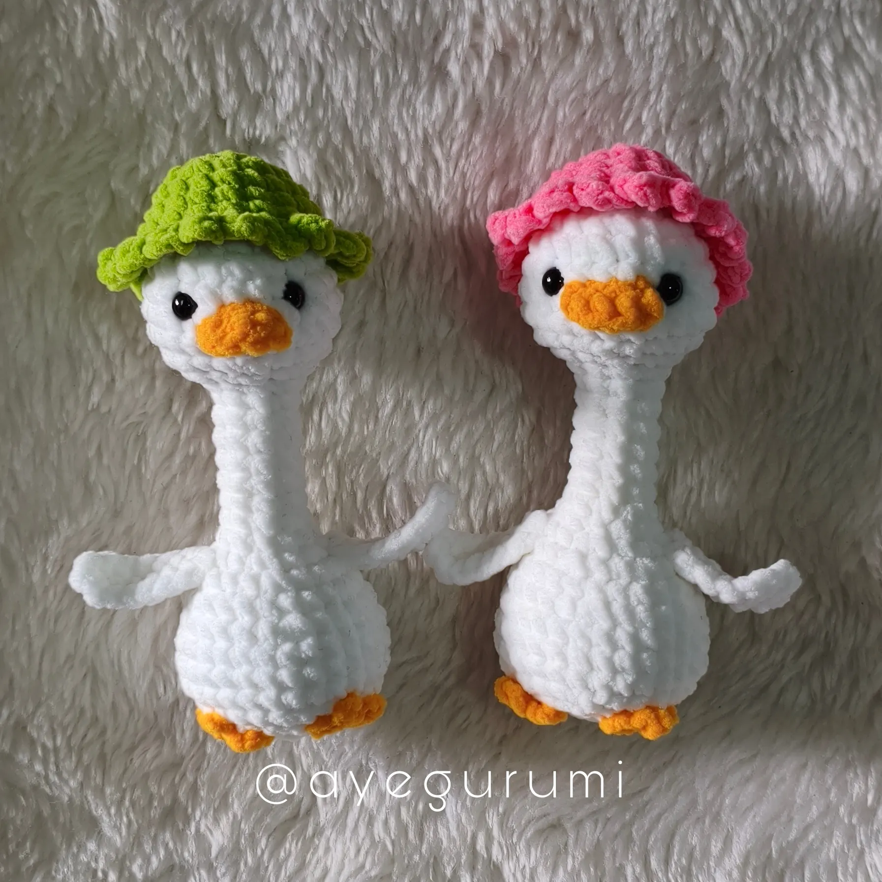 Ganso con Sombrero - Chenille
